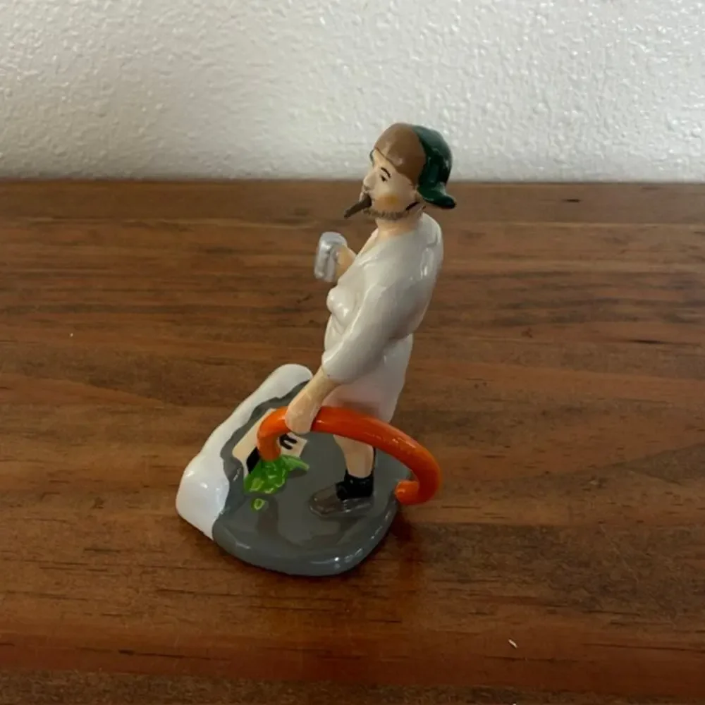Department 56 National Lampoons Christmas Vacation - Cousin Eddie